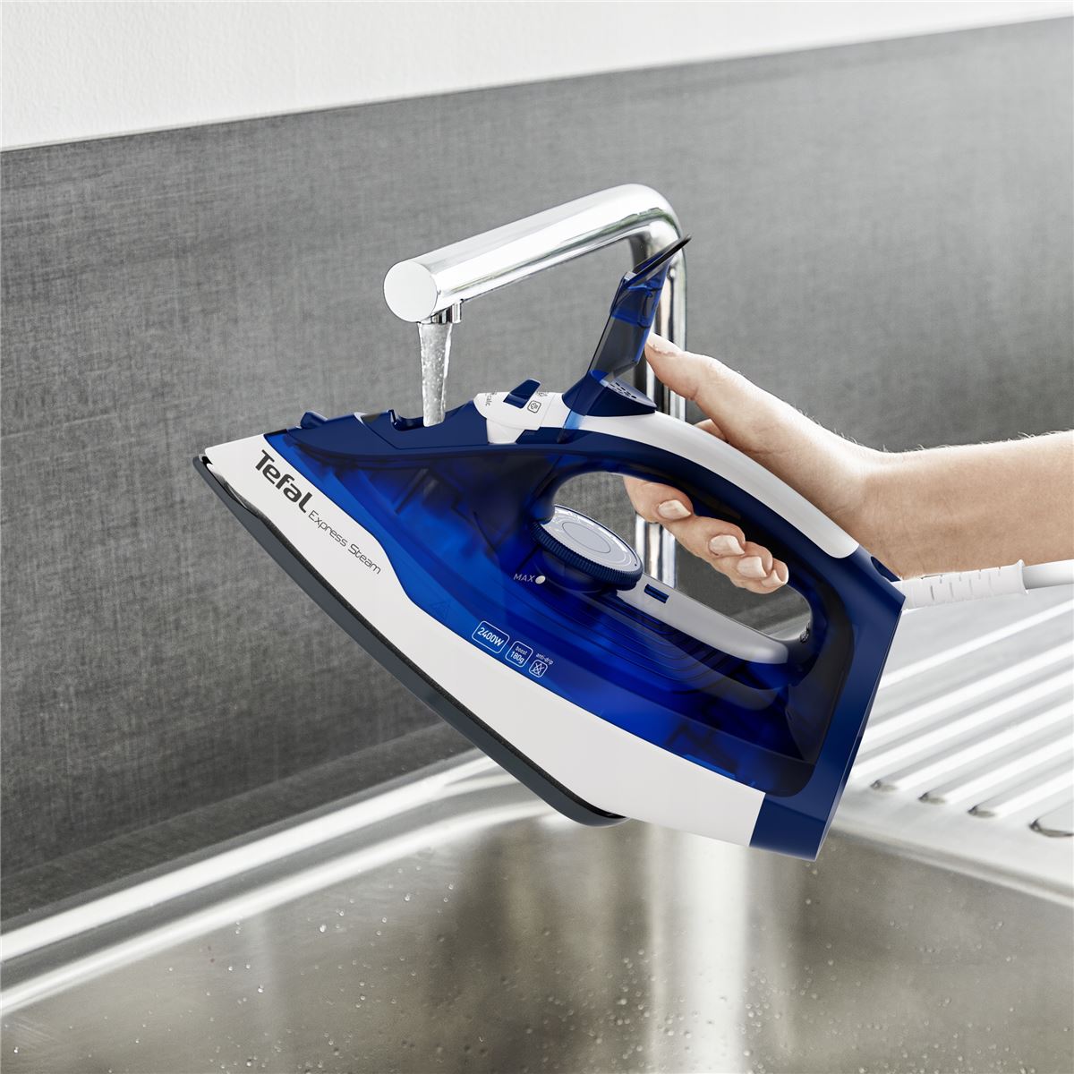 Tefal parno pegla FV2838E0